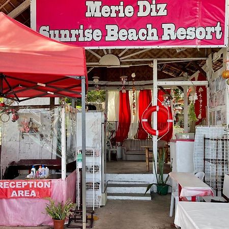 Oyo 899 Merie Diz Sunrise Beach Resort 오슬롭 외부 사진