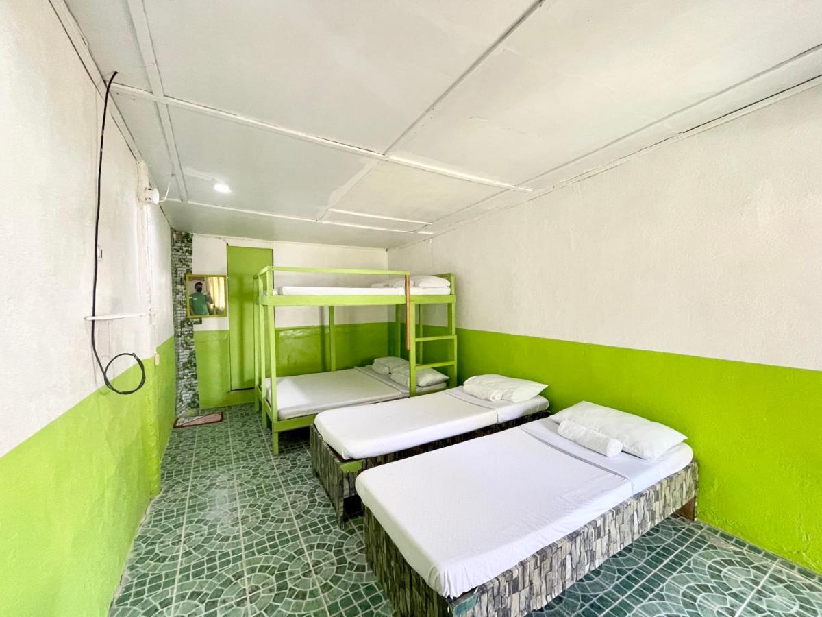Oyo 899 Merie Diz Sunrise Beach Resort 오슬롭 외부 사진