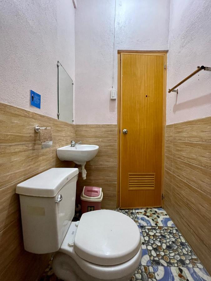 Oyo 899 Merie Diz Sunrise Beach Resort 오슬롭 외부 사진